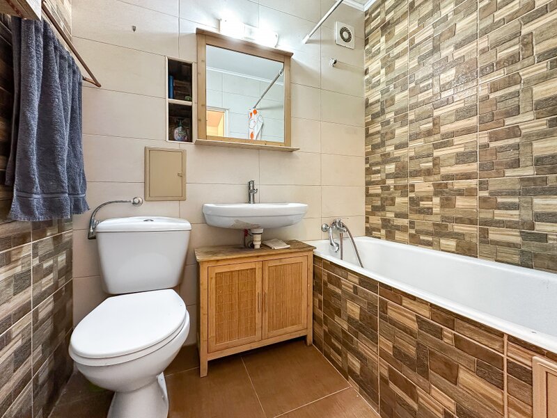 Parc Drumul Taberei, tramvai 41, apartament 3 camere + boxa in bloc,